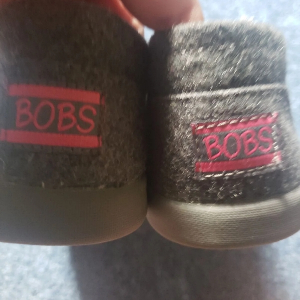 Bobs - Picture 3 of 5